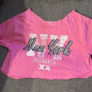 New York‎ PINK Crop Top Large ♥️